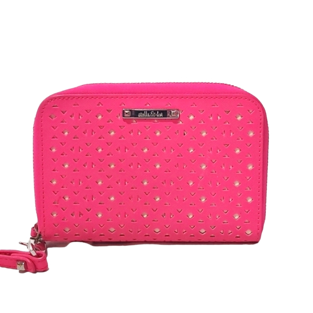 Stella & Dot Fuchsia Cut-Out Wallet
